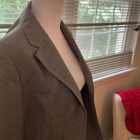 Grey Kasper blazer, size 6, NWT - Picture 2 of 3